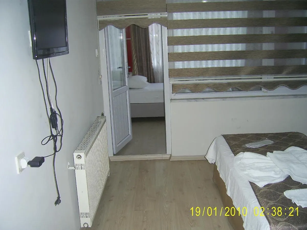 Efeler Otel 0*, Edremit (Balikesir)